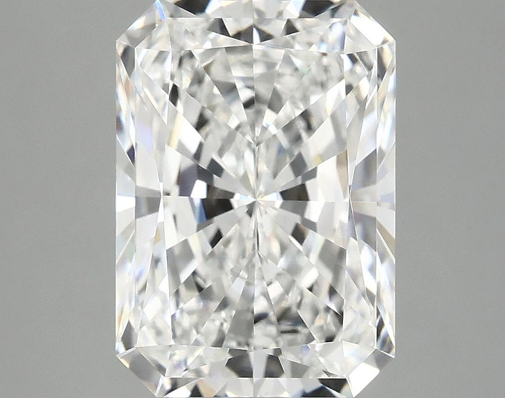 4.01 Carat Radiant Shaped Ideal Cut VS1 IGI Certified Lab Grown Diamond