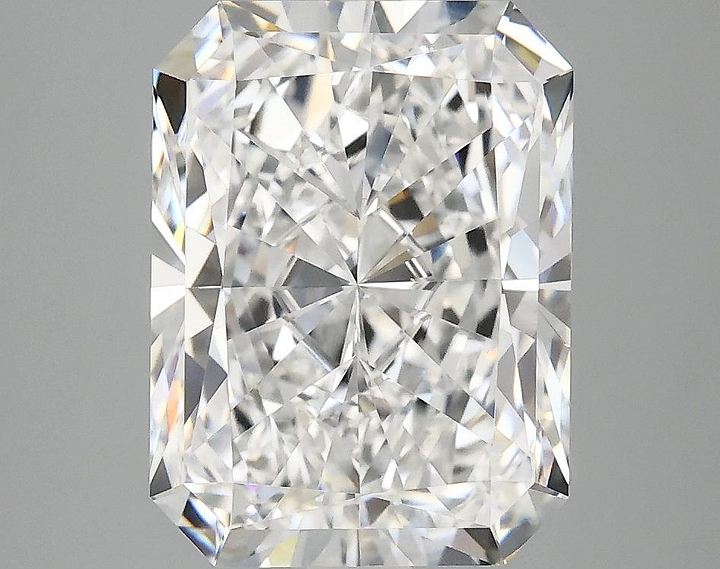 4.04 Carat Radiant Shaped Excellent Cut VVS2 IGI Certified Lab Grown Diamond