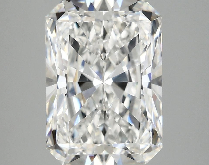 4.2 Carat Radiant Shaped Ideal Cut VVS2 IGI Certified Lab Grown Diamond