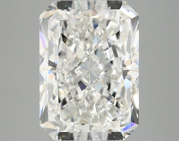 3.85 Carat Radiant Shaped Ideal Cut VVS2 IGI Certified Lab Grown Diamond