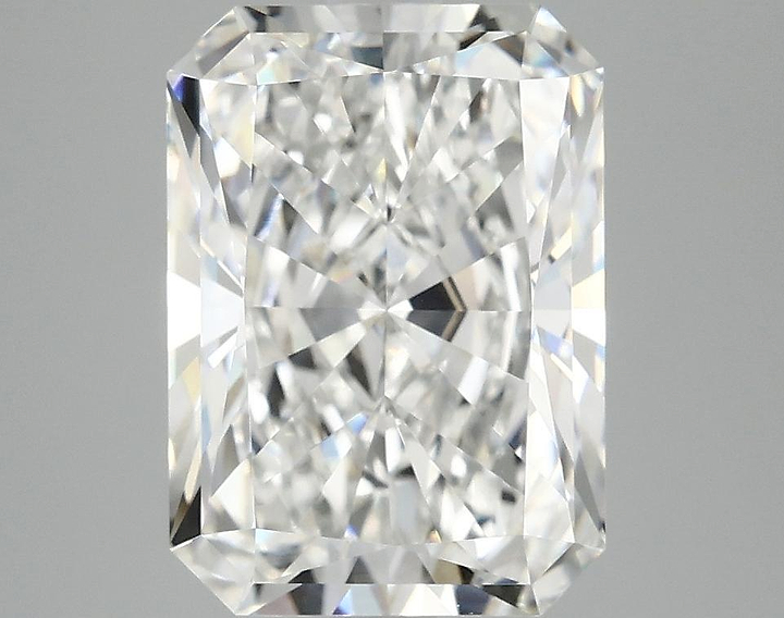 3.94 Carat Radiant Shaped Ideal Cut VVS2 IGI Certified Lab Grown Diamond