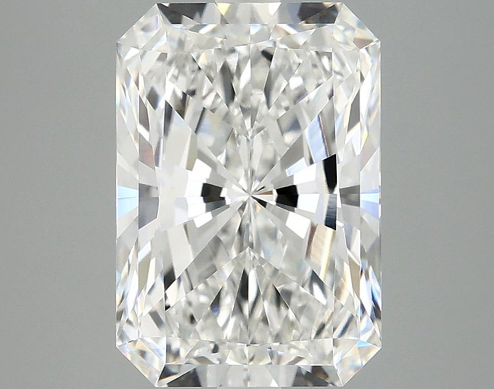 3.91 Carat Radiant Shaped Ideal Cut VVS2 IGI Certified Lab Grown Diamond