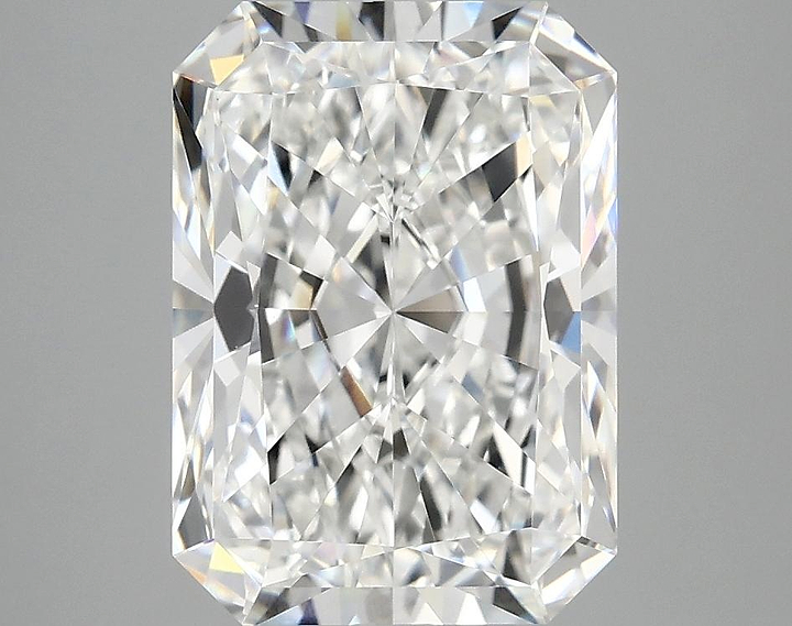 4.1 Carat Radiant Shaped Ideal Cut VS1 IGI Certified Lab Grown Diamond