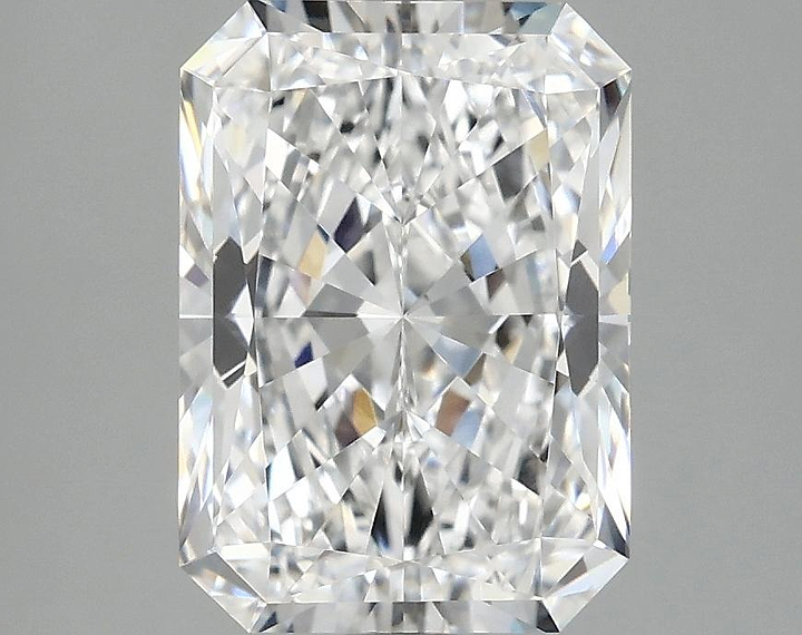 2.91 Carat Radiant Shaped Ideal Cut VVS2 IGI Certified Lab Grown Diamond