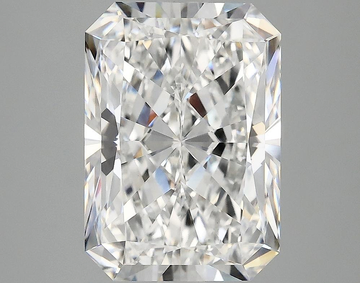 4.09 Carat Radiant Shaped Ideal Cut VVS2 IGI Certified Lab Grown Diamond