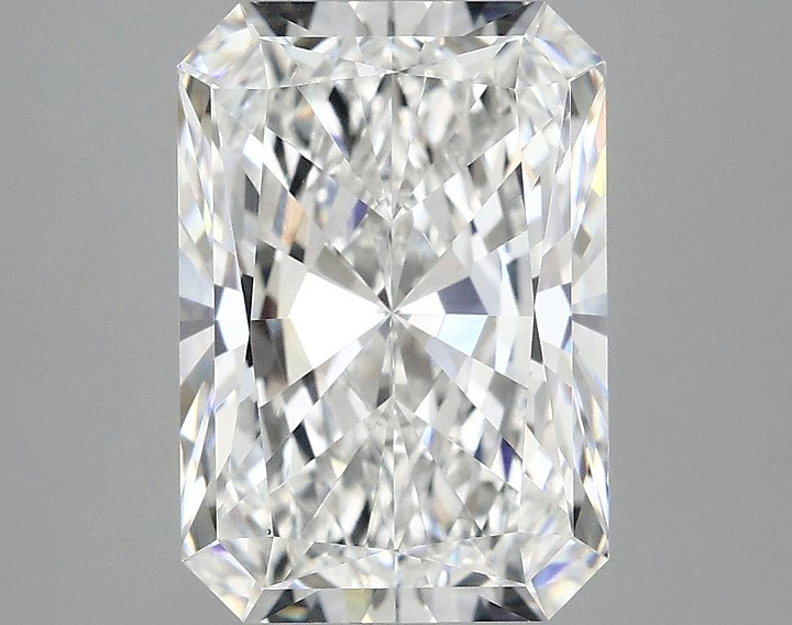 4.17 Carat Radiant Shaped Ideal Cut VVS2 IGI Certified Lab Grown Diamond