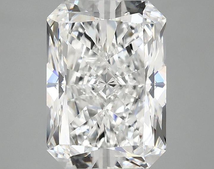 3.05 Carat Radiant Shaped Ideal Cut VVS2 IGI Certified Lab Grown Diamond