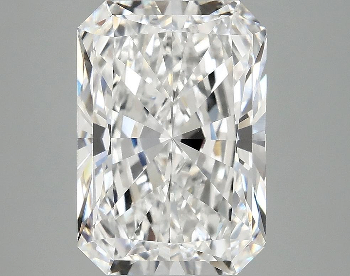 4.03 Carat Radiant Shaped Ideal Cut VVS2 IGI Certified Lab Grown Diamond