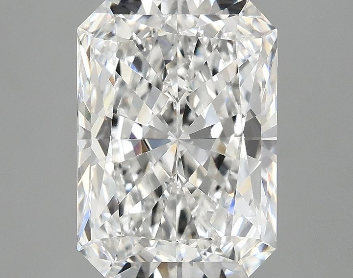 3.05 Carat Radiant Shaped Excellent Cut VVS2 IGI Certified Lab Grown Diamond