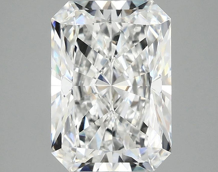 3.1 Carat Radiant Shaped Ideal Cut VVS2 IGI Certified Lab Grown Diamond