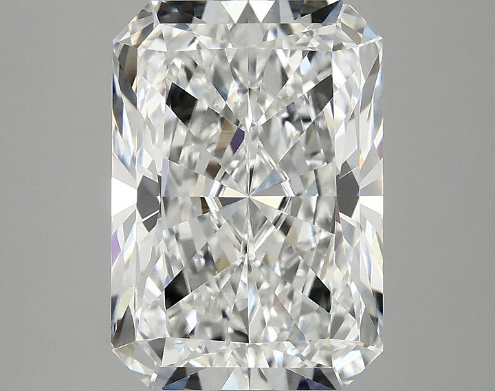4.07 Carat Radiant Shaped Ideal Cut VVS2 IGI Certified Lab Grown Diamond