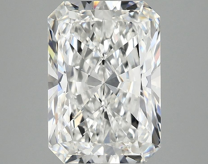 3.55 Carat Radiant Shaped Ideal Cut VS2 IGI Certified Lab Grown Diamond