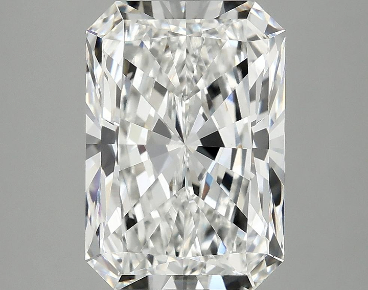 4.06 Carat Radiant Shaped Ideal Cut VVS2 IGI Certified Lab Grown Diamond