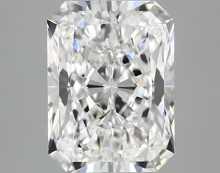 3.02 Carat Radiant Shaped Excellent Cut VVS2 IGI Certified Lab Grown Diamond
