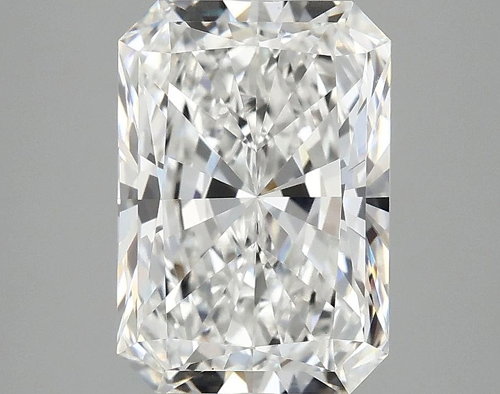 3.1 Carat Radiant Shaped Ideal Cut VS1 IGI Certified Lab Grown Diamond