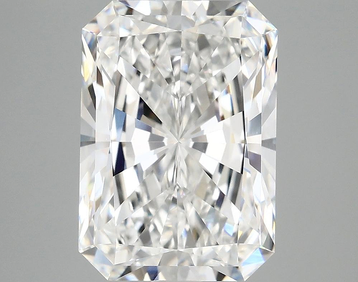 4.18 Carat Radiant Shaped Ideal Cut VVS2 IGI Certified Lab Grown Diamond