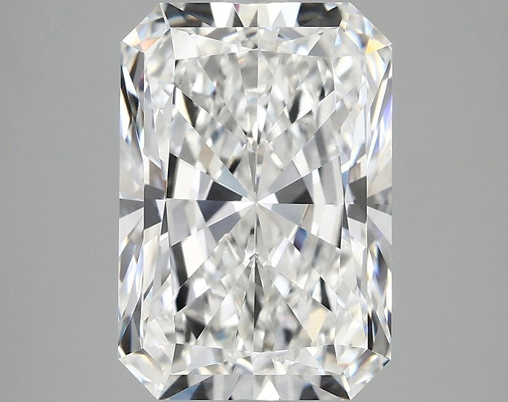 4.04 Carat Radiant Shaped Ideal Cut VVS2 IGI Certified Lab Grown Diamond