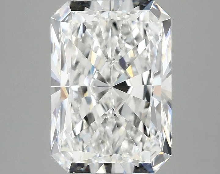 4.12 Carat Radiant Shaped Ideal Cut VVS2 IGI Certified Lab Grown Diamond