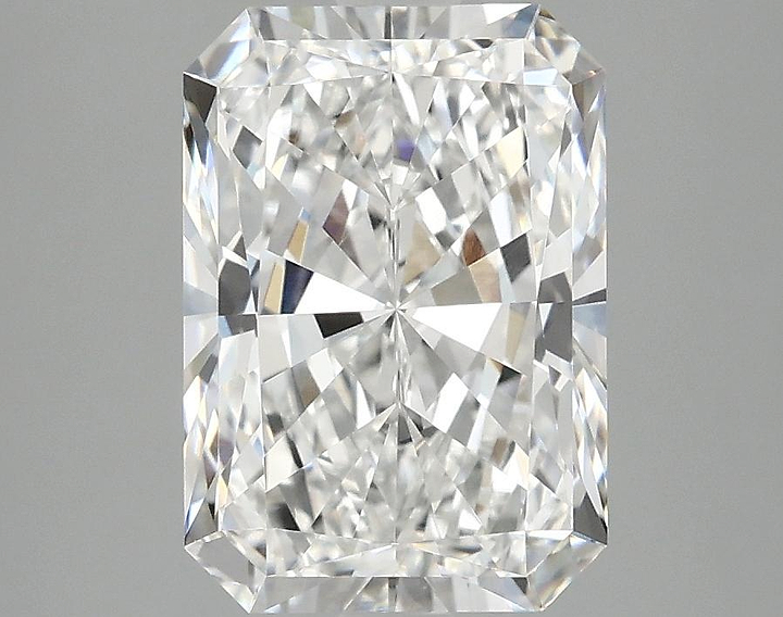 3.01 Carat Radiant Shaped Ideal Cut VVS2 IGI Certified Lab Grown Diamond