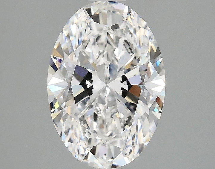 2.1 Carat Oval Shaped Ideal Cut VVS2 IGI Certified Lab Grown Diamond