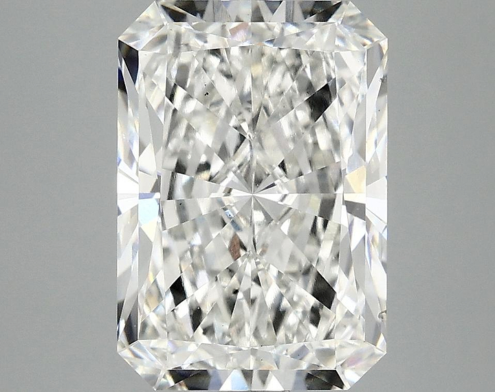 4.07 Carat Radiant Shaped Ideal Cut VS2 IGI Certified Lab Grown Diamond