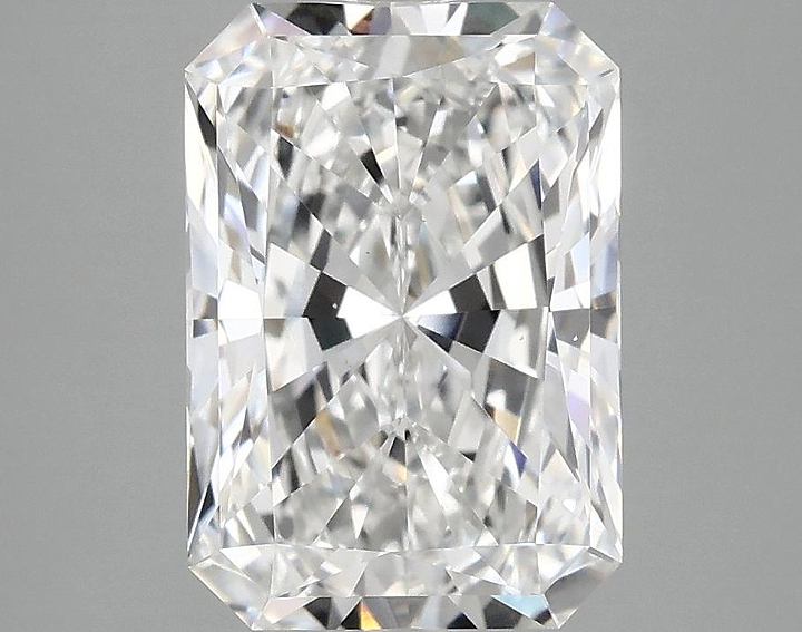 3.09 Carat Radiant Shaped Ideal Cut VS2 IGI Certified Lab Grown Diamond