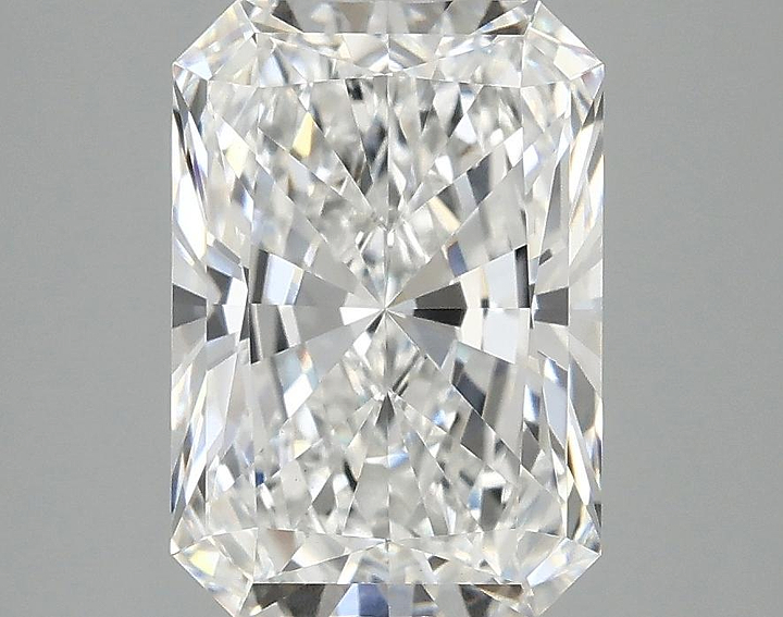 3.09 Carat Radiant Shaped Ideal Cut VVS2 IGI Certified Lab Grown Diamond