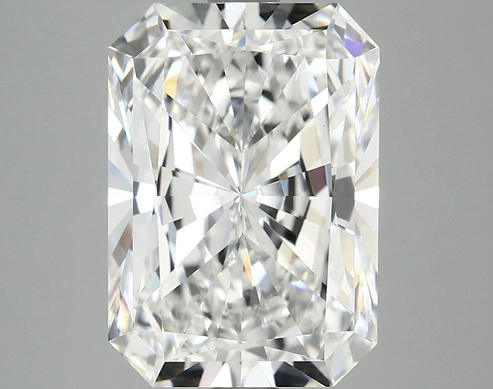 3.96 Carat Radiant Shaped Ideal Cut VVS2 IGI Certified Lab Grown Diamond