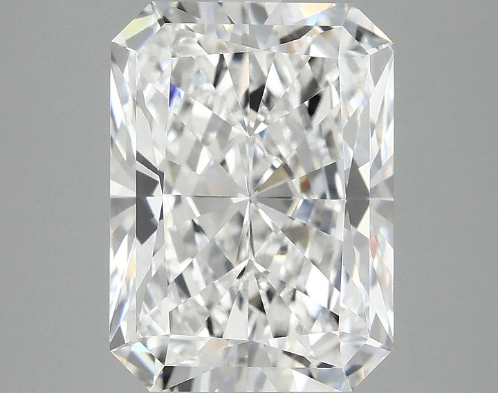 4.17 Carat Radiant Shaped Excellent Cut VVS1 IGI Certified Lab Grown Diamond