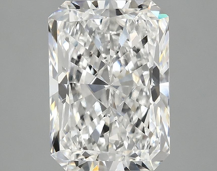 3.02 Carat Radiant Shaped Ideal Cut VVS2 IGI Certified Lab Grown Diamond