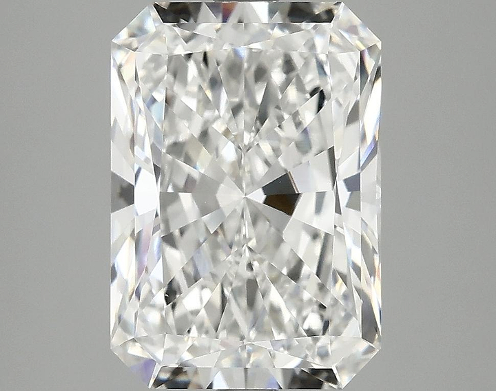 4.07 Carat Radiant Shaped Ideal Cut VVS2 IGI Certified Lab Grown Diamond