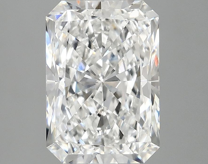 3.02 Carat Radiant Shaped Ideal Cut VS1 IGI Certified Lab Grown Diamond