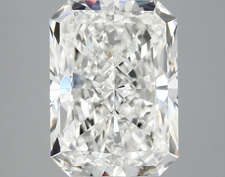 3.53 Carat Radiant Shaped Excellent Cut VS1 IGI Certified Lab Grown Diamond