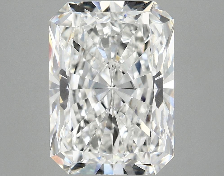 4.09 Carat Radiant Shaped Ideal Cut VVS2 IGI Certified Lab Grown Diamond