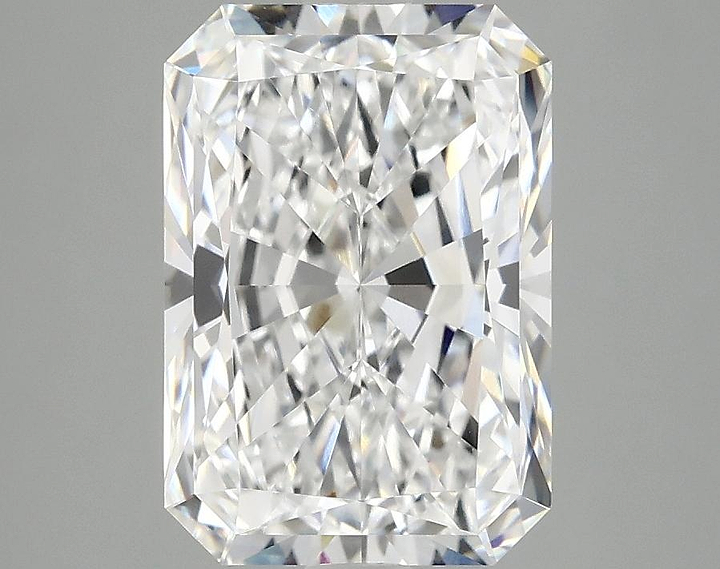 3.1 Carat Radiant Shaped Ideal Cut VVS2 IGI Certified Lab Grown Diamond