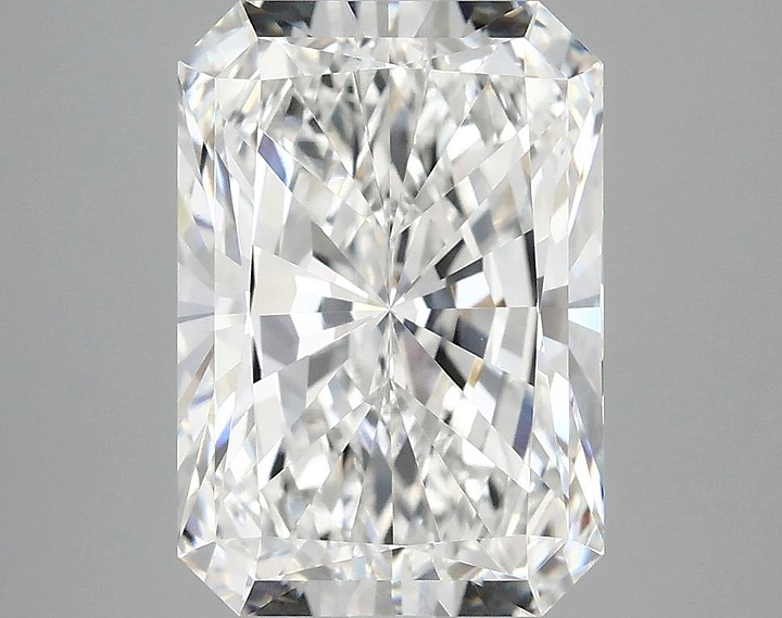 4.0 Carat Radiant Shaped Ideal Cut VVS2 IGI Certified Lab Grown Diamond