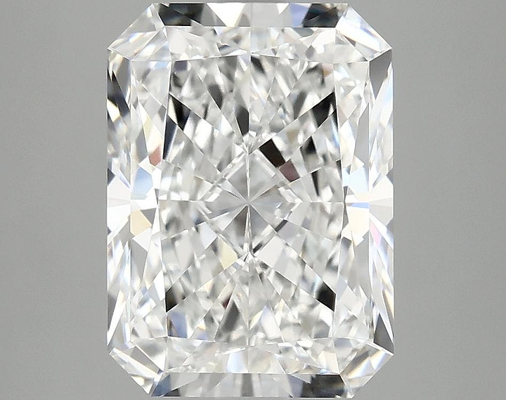 4.01 Carat Radiant Shaped Excellent Cut VVS2 IGI Certified Lab Grown Diamond