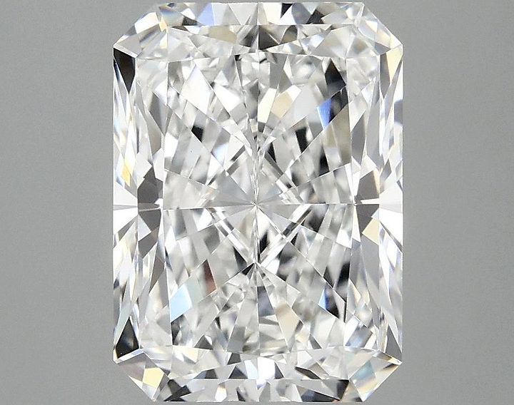 3.96 Carat Radiant Shaped Excellent Cut VVS2 IGI Certified Lab Grown Diamond