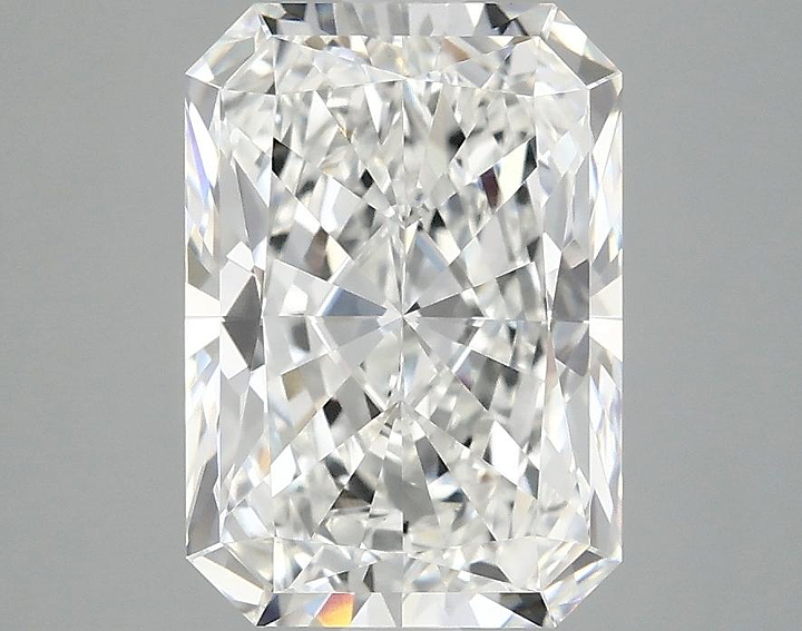 3.09 Carat Radiant Shaped Ideal Cut VVS2 IGI Certified Lab Grown Diamond