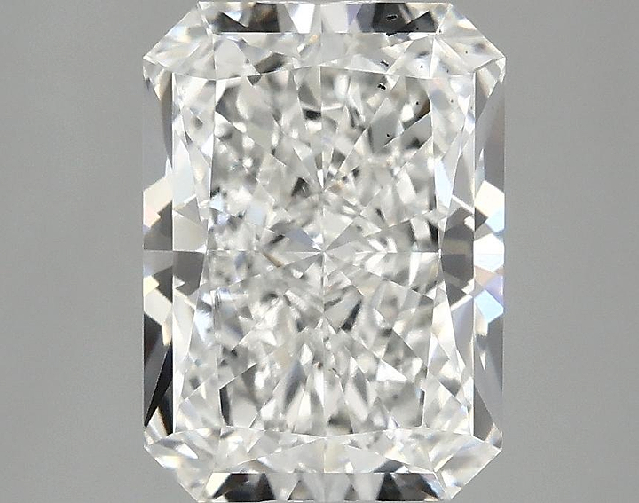 2.95 Carat Radiant Shaped Excellent Cut SI1 IGI Certified Lab Grown Diamond