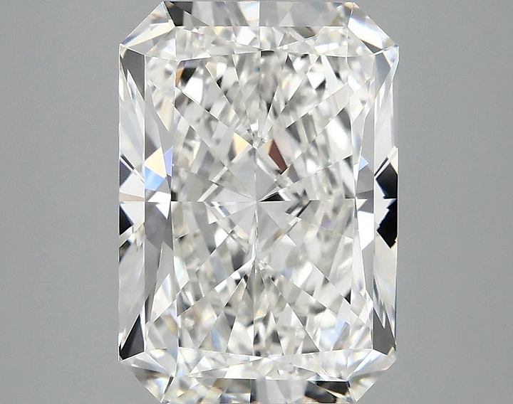 3.87 Carat Radiant Shaped Ideal Cut VVS2 IGI Certified Lab Grown Diamond