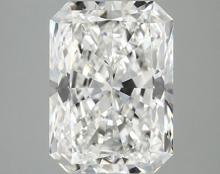 3.98 Carat Radiant Shaped Ideal Cut VVS2 IGI Certified Lab Grown Diamond