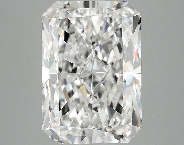 4.03 Carat Radiant Shaped Ideal Cut VVS2 IGI Certified Lab Grown Diamond