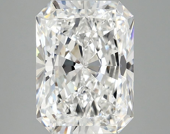 4.05 Carat Radiant Shaped Excellent Cut VS1 IGI Certified Lab Grown Diamond