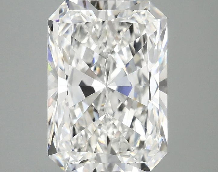 4.02 Carat Radiant Shaped Ideal Cut VVS2 IGI Certified Lab Grown Diamond