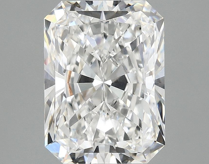 3.05 Carat Radiant Shaped Excellent Cut VS1 IGI Certified Lab Grown Diamond
