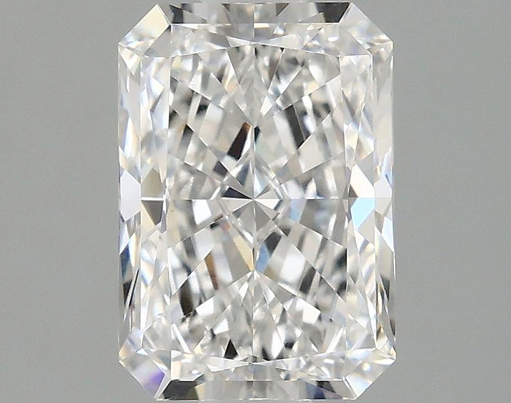 1.47 Carat Radiant Shaped Ideal Cut VVS2 IGI Certified Lab Grown Diamond