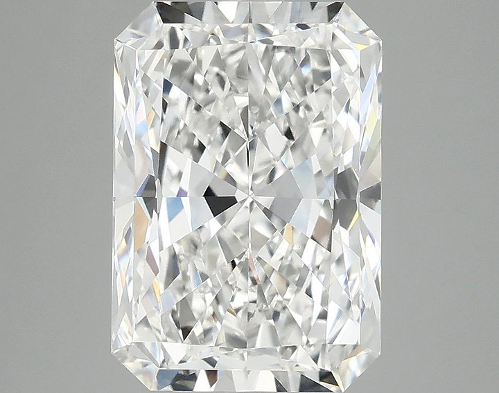 4.04 Carat Radiant Shaped Ideal Cut VVS2 IGI Certified Lab Grown Diamond