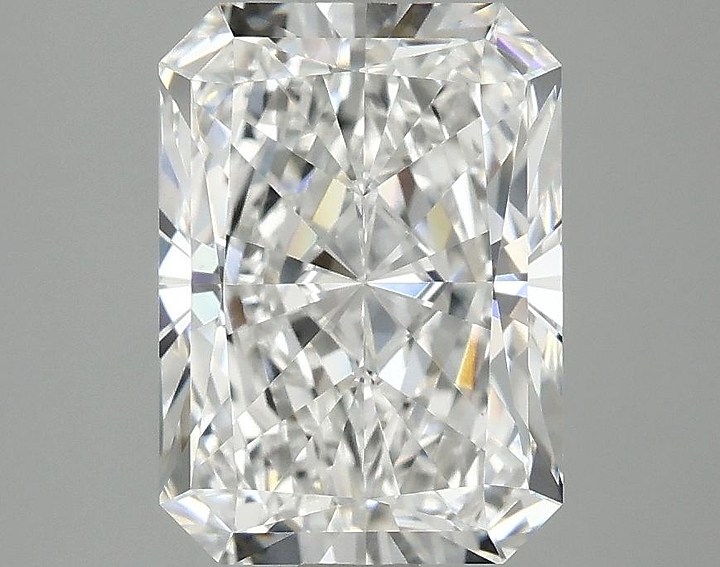 3.08 Carat Radiant Shaped Excellent Cut VS1 IGI Certified Lab Grown Diamond