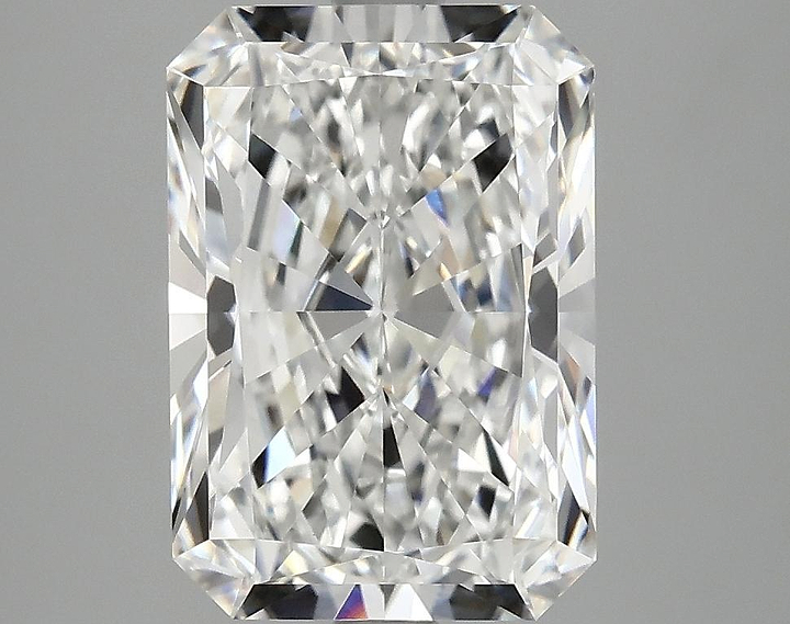4.06 Carat Radiant Shaped Ideal Cut VVS2 IGI Certified Lab Grown Diamond
